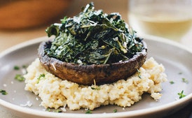 Mijo cremoso con portobellos asados