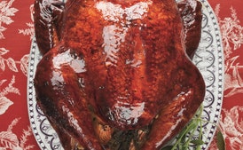 Pavo en salmuera de cerveza de malta con glaseado de malta